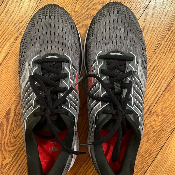 Men's Saucony Ride 13, Size 9 - Picture 2 of 6